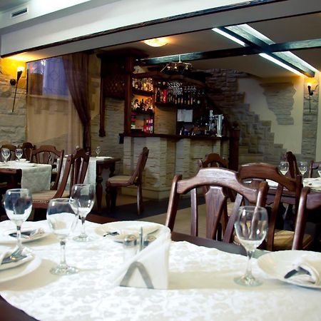 Central Hotel سوروكا المظهر الخارجي الصورة