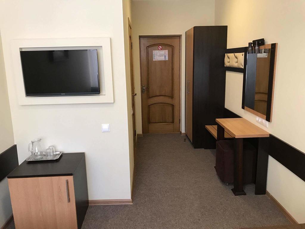 Central Hotel سوروكا المظهر الخارجي الصورة