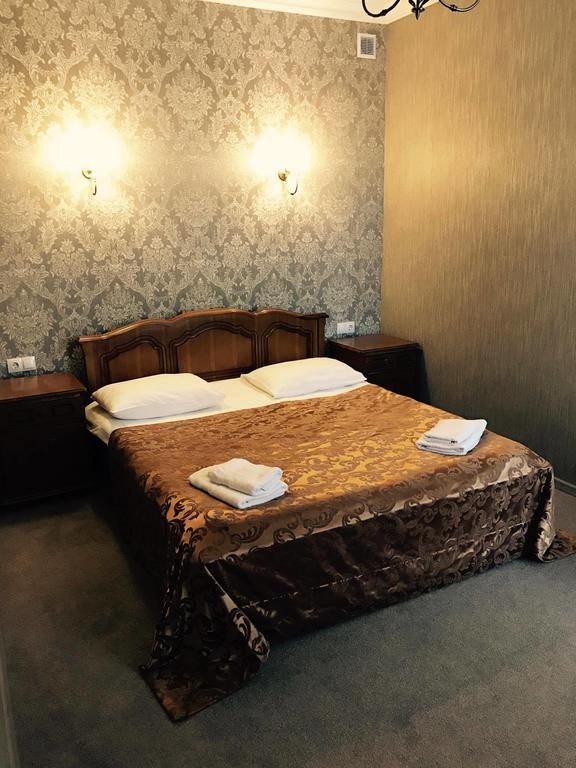 Central Hotel سوروكا المظهر الخارجي الصورة