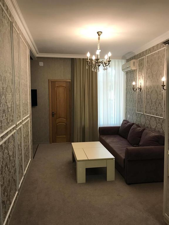Central Hotel سوروكا المظهر الخارجي الصورة